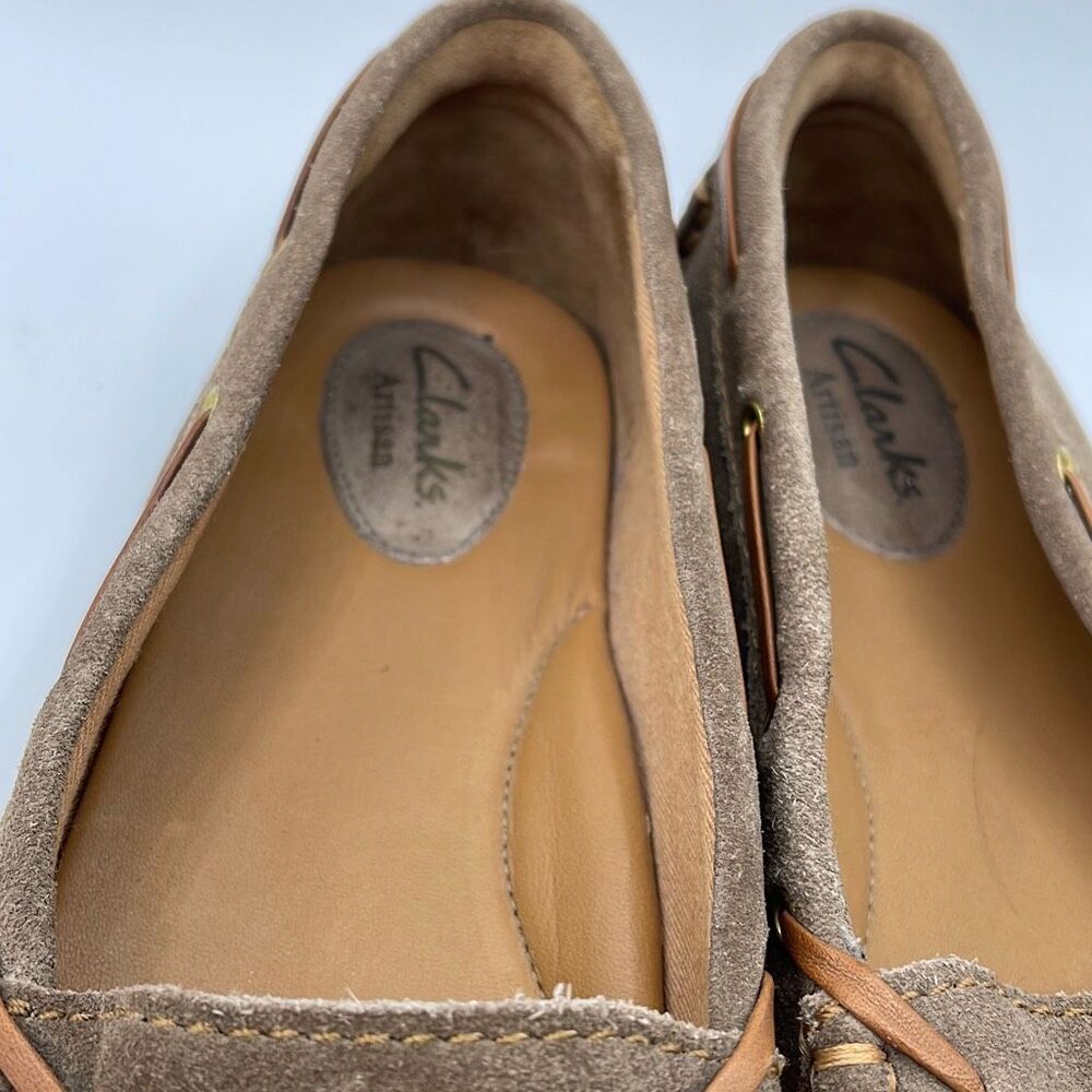 Clark’s suede size 8 driving moccasins padded insoles. - Picture 2 of 9